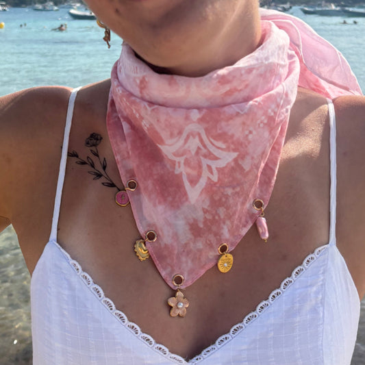 Foulard rose